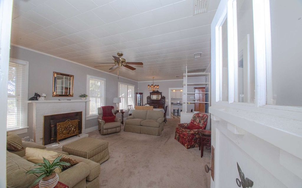 Photo of 425 SE Saint Johns Street, Lake City, FL 32025 (MLS # 130514)