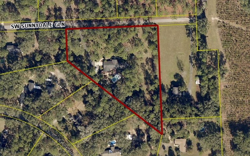 Photo of 314 SW Sunnydale Gln, Lake City, FL 32024 (MLS # 127241)