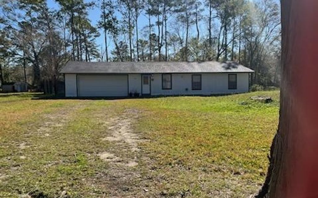 Photo of 369 NE Diana Terrace, Lake City, FL 32055 (MLS # 126388)
