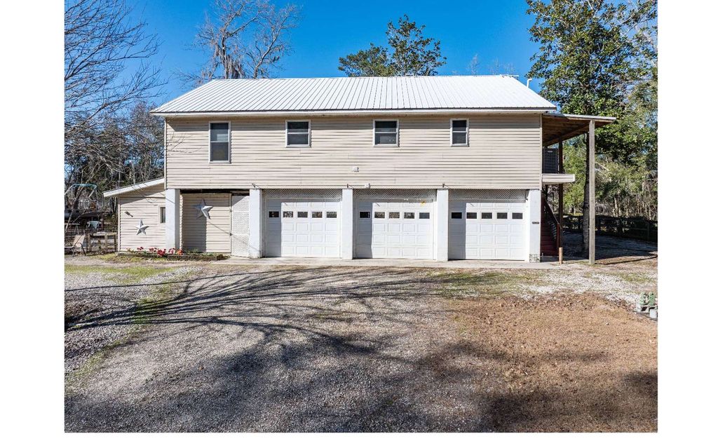 Photo of 30009 81st Pl, Branford, FL 32008 (MLS # 130185)