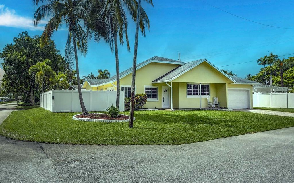 Photo of 4361 NE 13th Terrace, Other, FL 33334 (MLS # 128476)