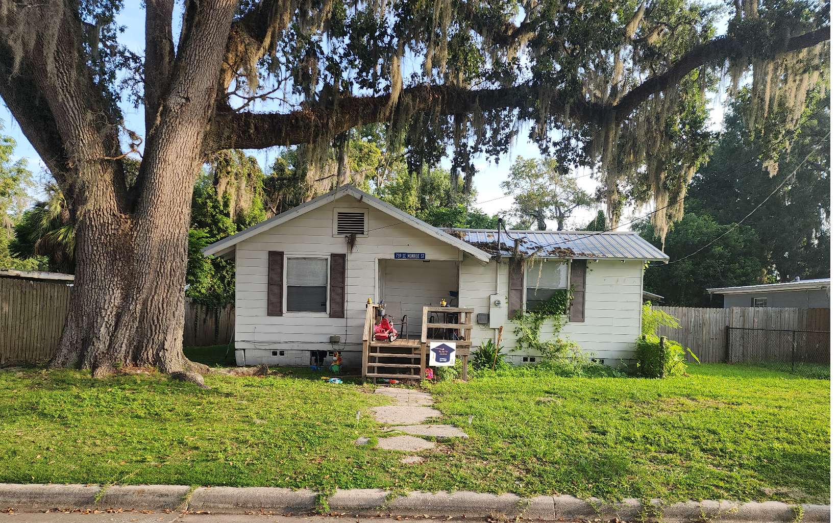 Photo 1 of 1 — 739 SE MONROE STREET, Lake City, FL 32025