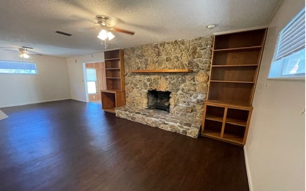 Photo of 209 SW Ziegler Terrace, Lake City, FL 32024 (MLS # 126150)