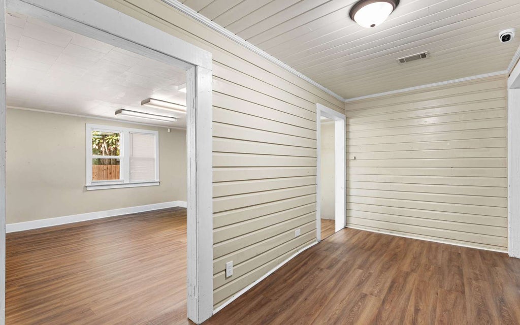 Photo of 311 SE Baya Dr, Lake City, FL 32025 (MLS # 133655)