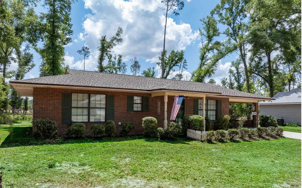 Photo of 10496 Wildwood Dr, Live Oak, FL 32064 (MLS # 131006)