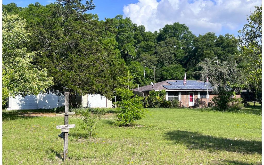 Photo of 567 SW Brookwood Dr, Lake City, FL 32024 (MLS # 127050)