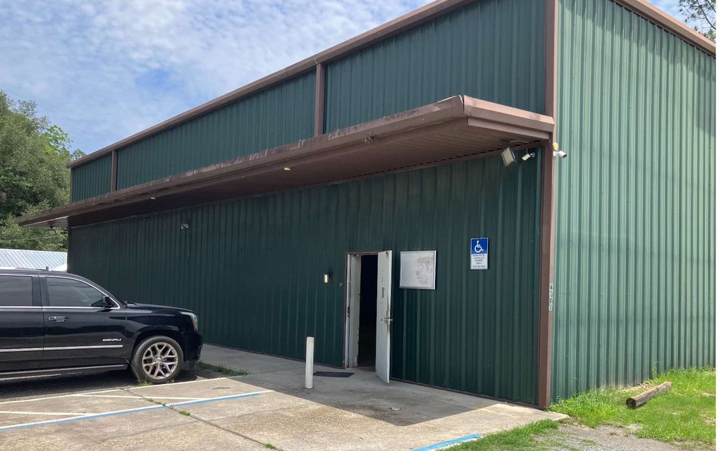 Photo of 4201 S US-441, Lake City, FL 32025 (MLS # 131730)