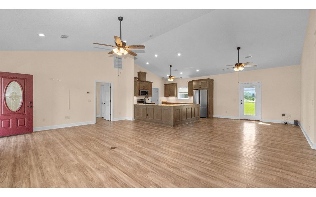 Photo of 393 NW Willie Deas Rd, Madison, FL 32340 (MLS # 131642)