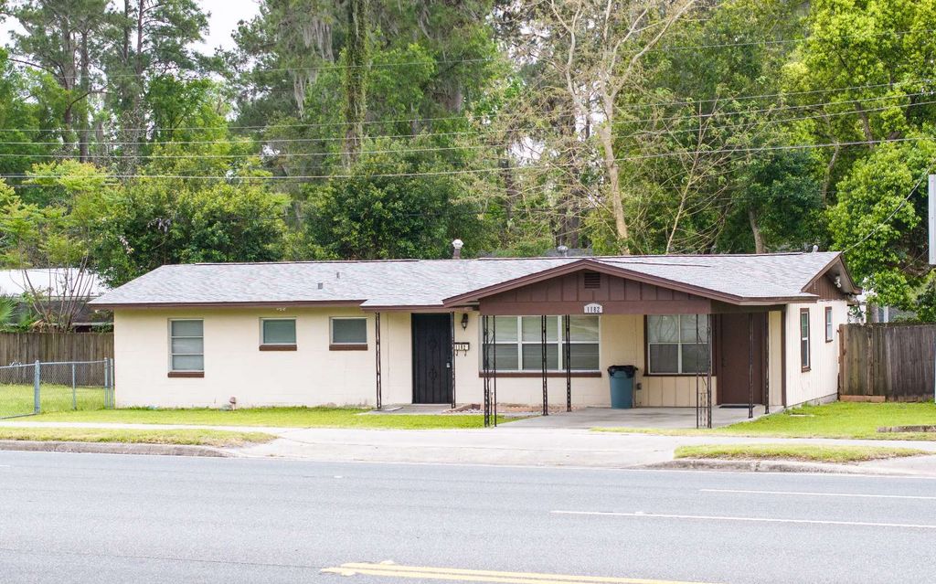 Photo of 1182 SE Baya Dr, Lake City, FL 32025 (MLS # 128270)