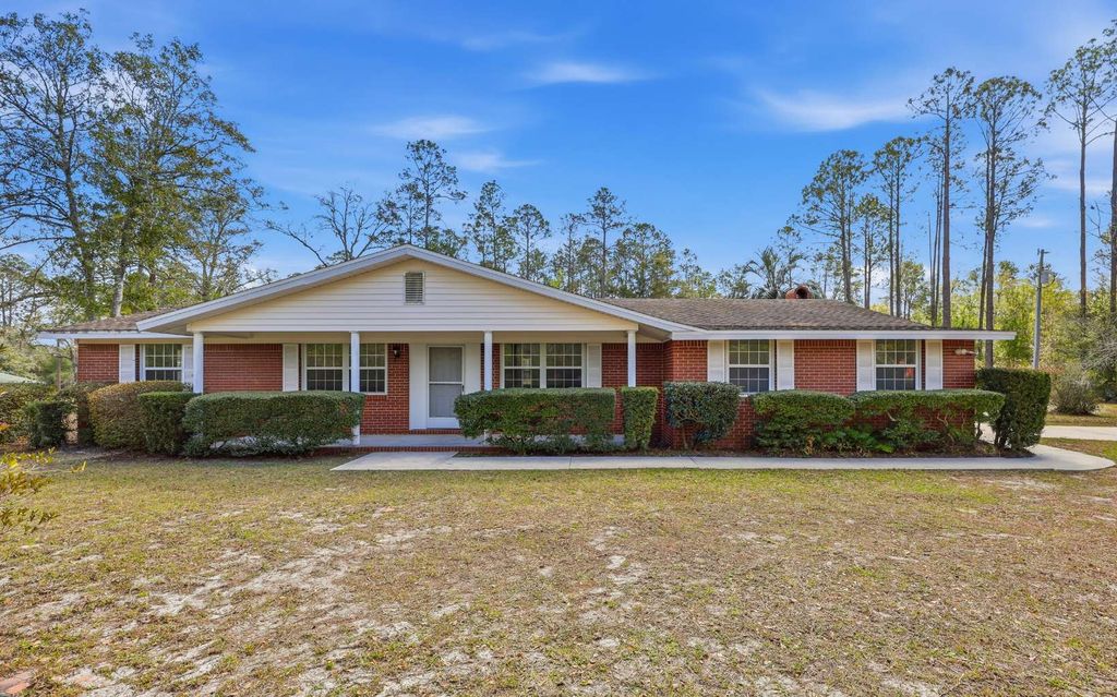 Photo of 129 SW Benz Way, Lake City, FL 32024 (MLS # 130526)