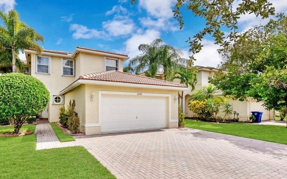 Photo of 16392 SW 29th St, Other, FL 33027 (MLS # 131705)