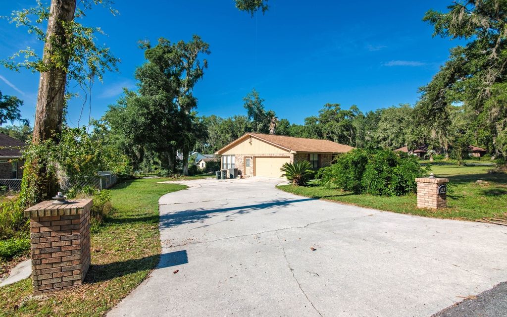 Photo of 379 NW Harris Loop, Lake City, FL 32055 (MLS # 131485)