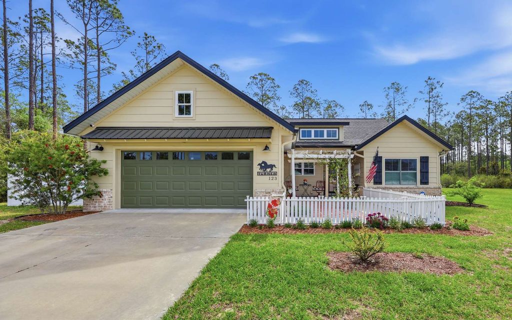 Photo of 123 NW November Court, Lake City, FL 32055 (MLS # 130916)