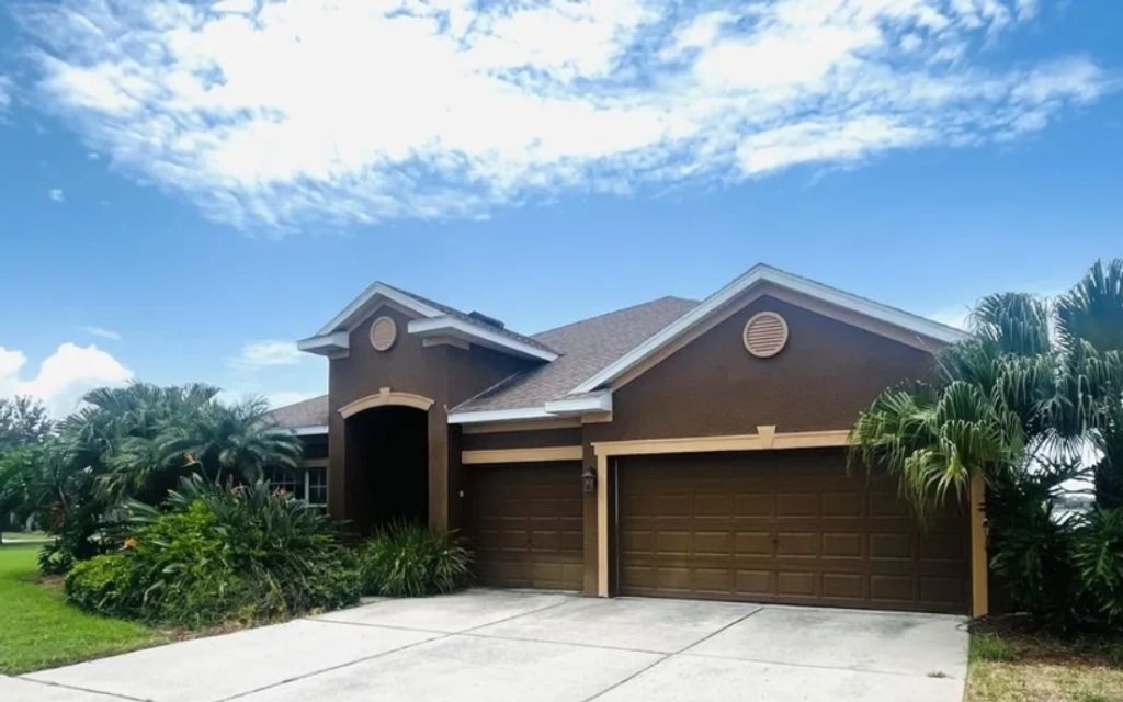 Photo of 1514 Mira Lago Cir, Other, FL 33570 (MLS # 130005)