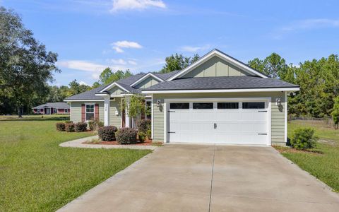 Photo of 138 NW Geranium Ct, Lake City, FL 32055 (MLS # 129061)