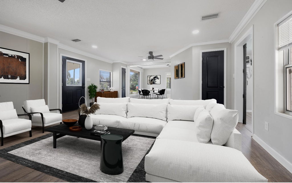 Photo of 312 N Fletcher Ave, Mayo, FL 32066 (MLS # 132872)