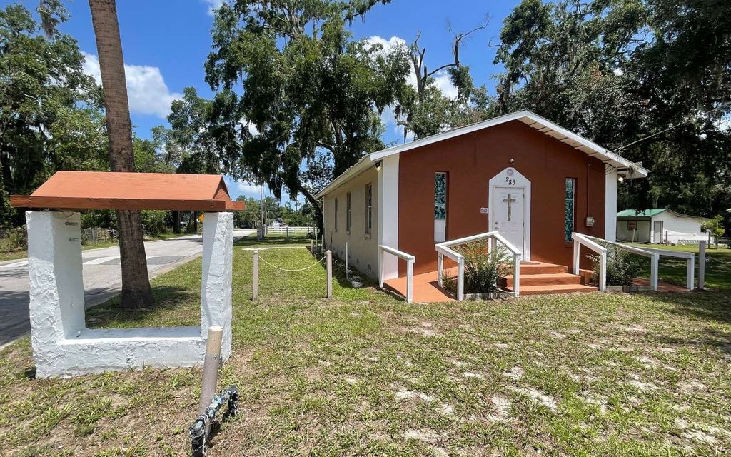Photo of 283 NW Jefferson Street, Lake City, FL 32055 (MLS # 127943)