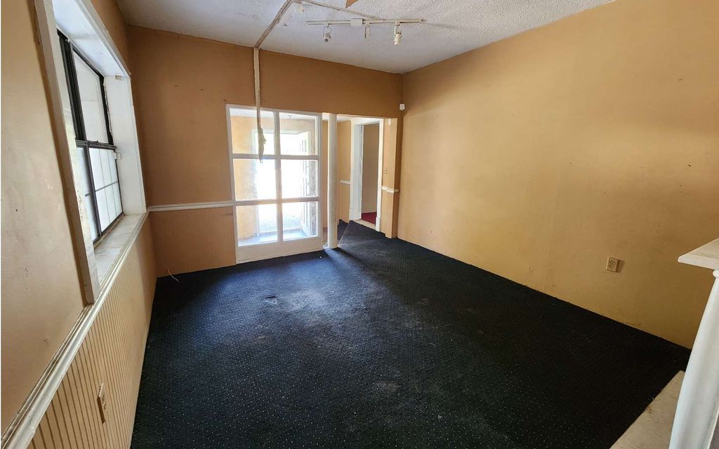 Photo of 1011 W Richard Bell Ave, Perry, FL 32347 (MLS # 130336)