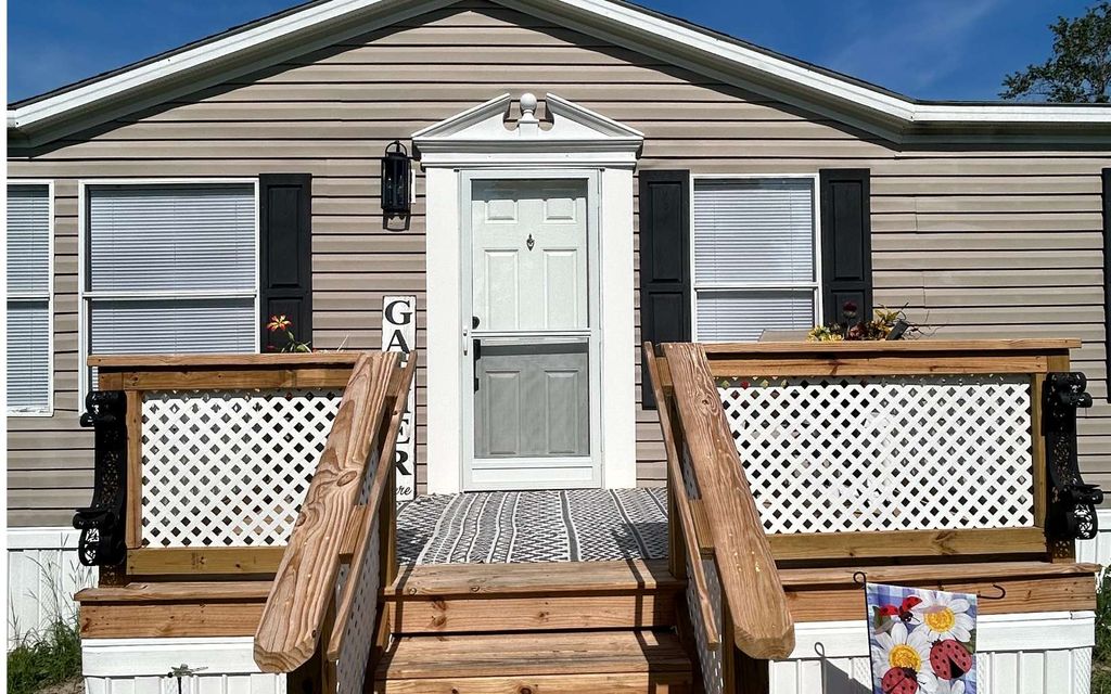 Photo of 19456 161st Court, OBrien, FL 32071 (MLS # 129800)