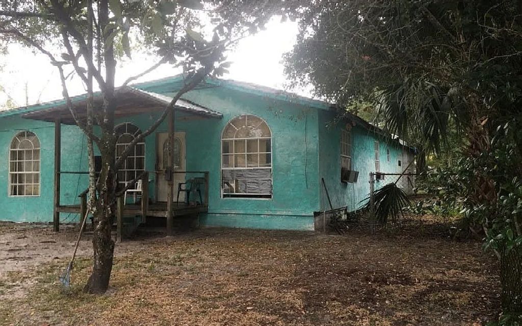 Photo of 3509 E 27th Ave, Other, FL 33605 (MLS # 131534)