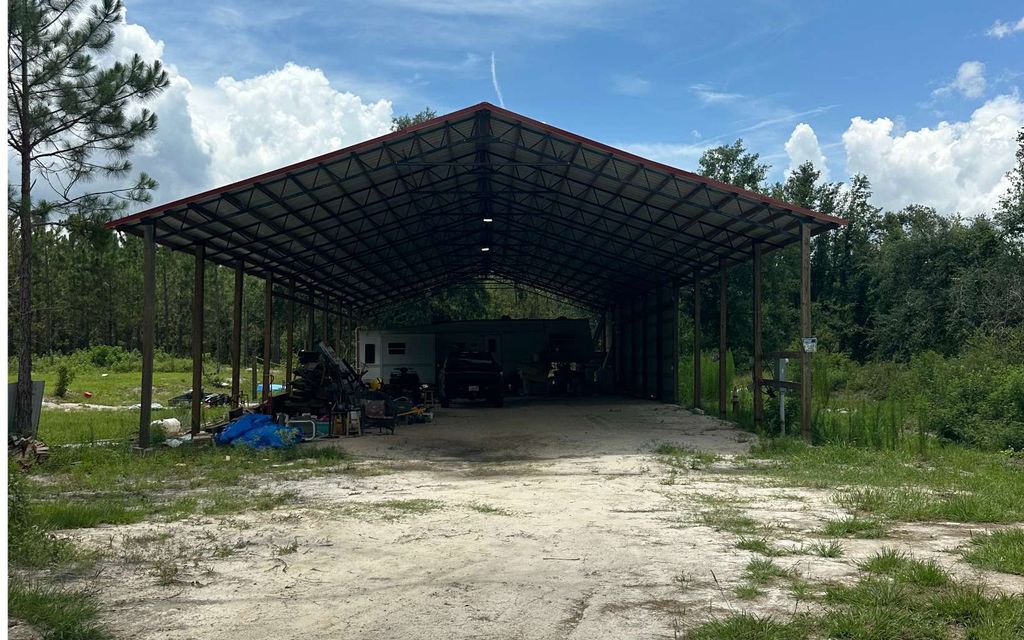 Photo of 428 SE Midway Estates St, Lee, FL 32059 (MLS # 127617)