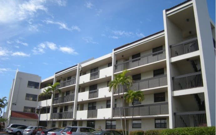 Photo of 114 Lake Emerald Dr 404 DR, Other, FL 33309 (MLS # 132489)