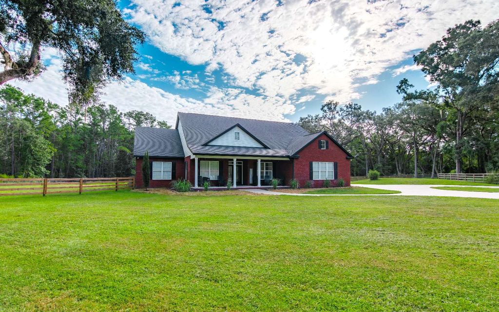 Photo of 767 NW Bridgewater Ter, Lake City, FL 32055 (MLS # 127272)