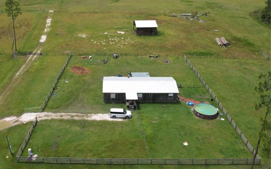 Photo of 6246 N US Highway 441, Lake City, FL 32055 (MLS # 120623)