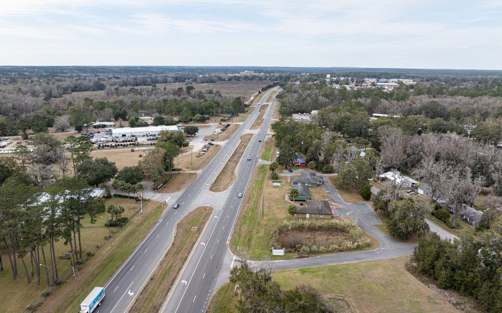 Photo of 12515 NW US Highway 441, Alachua, FL 32615 (MLS # 125806)