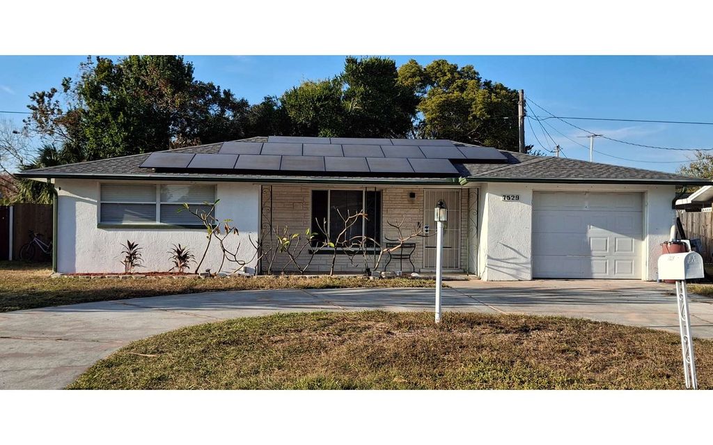 Photo of 7529 Redcoat Ave, Other, FL 34668 (MLS # 129348)