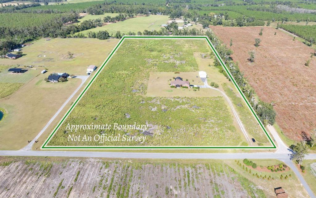 Photo of 1049 NE Macedonia Church Rd, Lee, FL 32059 (MLS # 128467)