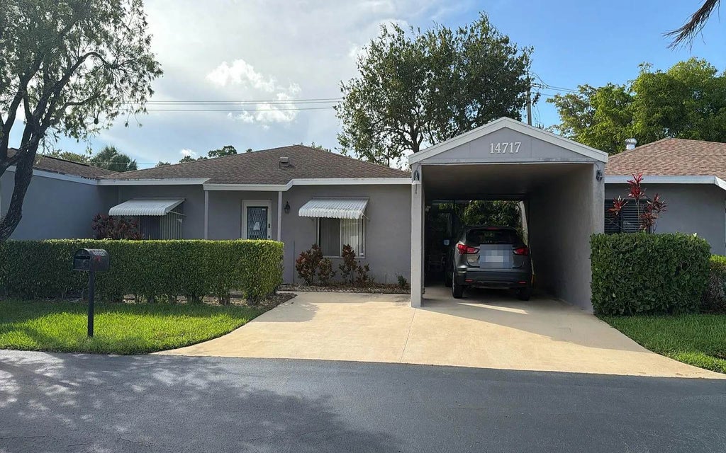 Photo of 14717 Wildflower Ln, Other, FL 33446 (MLS # 132454)