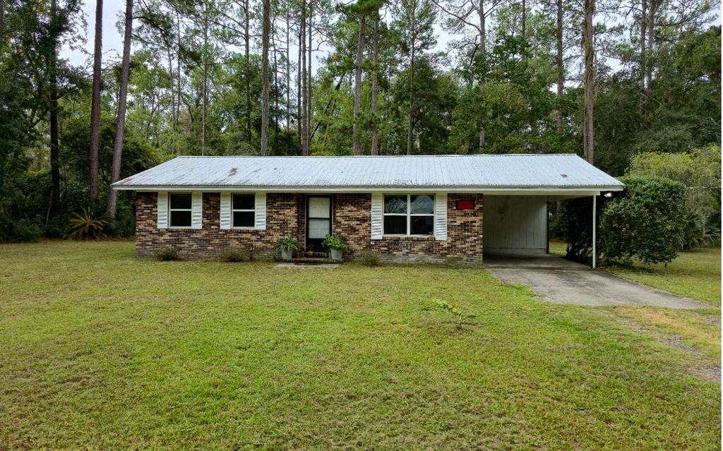 Photo of 206 SE Doug Moore Dr, Lake City, FL 32025 (MLS # 128829)