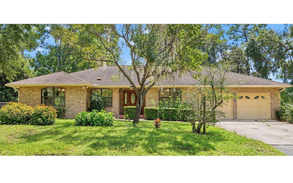Photo of 7729 Beachview St, Keystone Heights, FL 32656 (MLS # 133154)