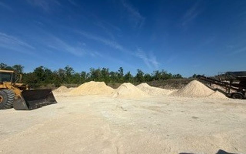 Photo of 939 NW Harold Winburn Rd, Mayo, FL 32066 (MLS # 131166)
