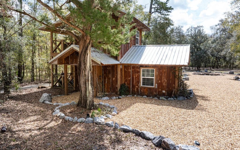 Photo of 0 65th, Branford, FL 32008 (MLS # 129009)