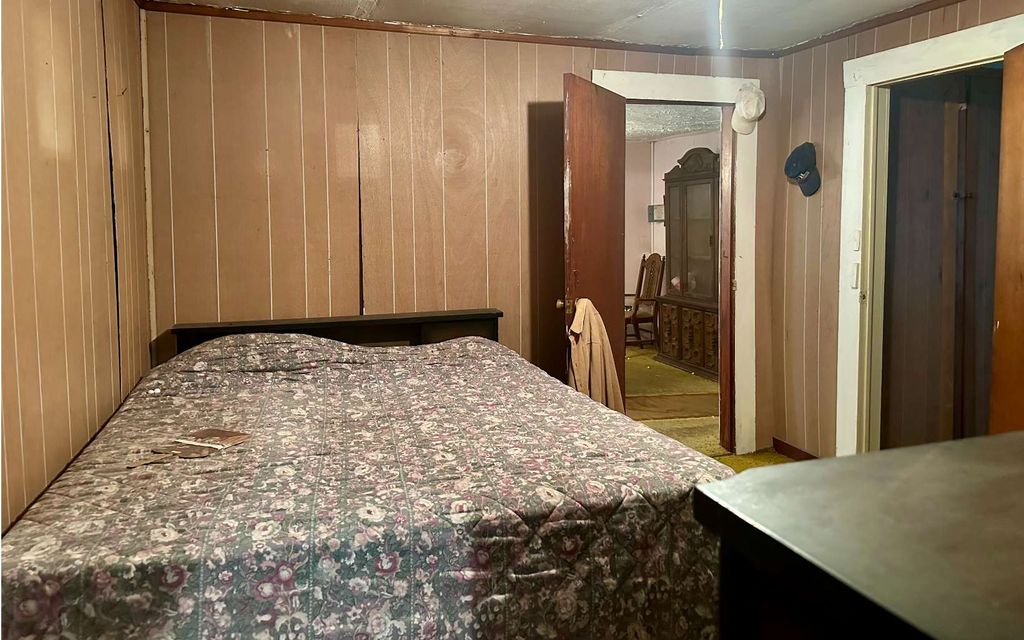 Photo of 225 SW Lee Ave, Madison, FL 32340 (MLS # 130047)