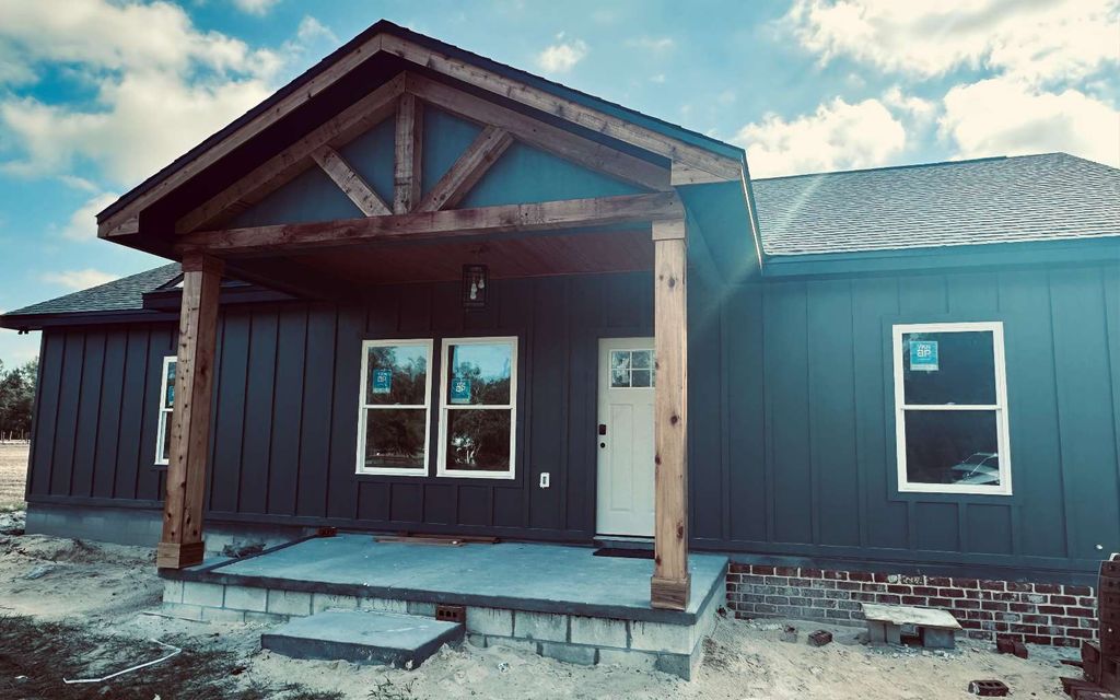 Photo of 7782 216th Street, OBrien, FL 32071 (MLS # 130022)