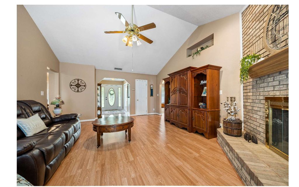 Photo of 8378 264th St, Branford, FL 32008 (MLS # 130168)