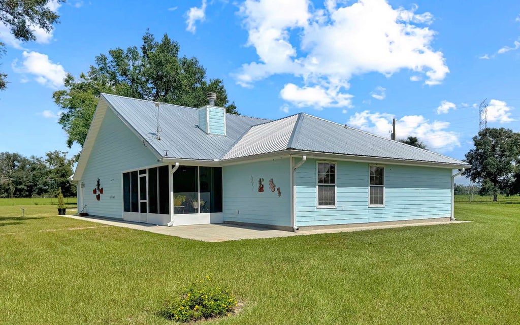 Photo of 5377 SW 40th Avenue, Jasper, FL 32052 (MLS # 133199)