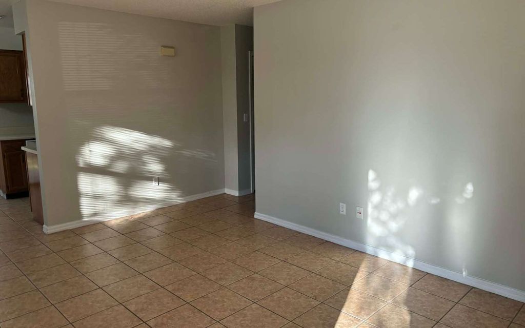 Photo of 3724 NW Huntsboro St Apr 102 St, Lake City, FL 32055 (MLS # 129419)