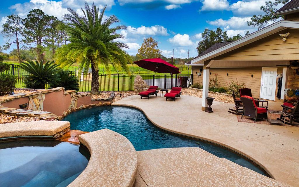 Photo of 148 NW Horizon St, Lake City, FL 32055 (MLS # 126727)