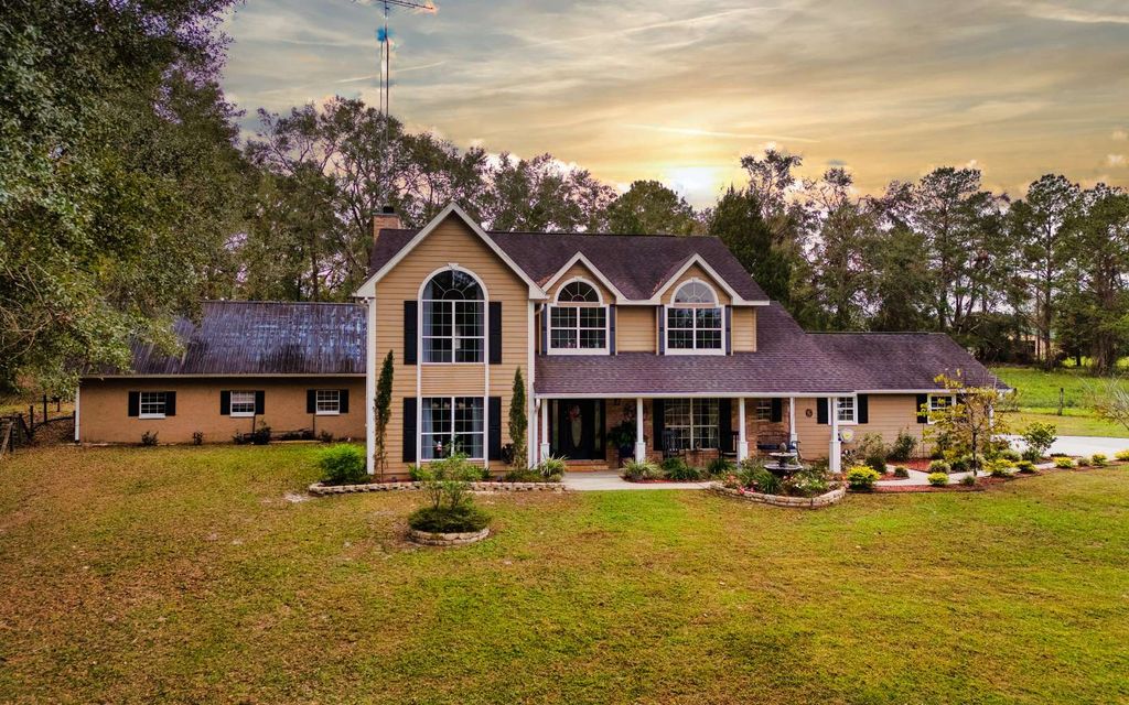Photo of 148 NW Horizon St, Lake City, FL 32055 (MLS # 126727)