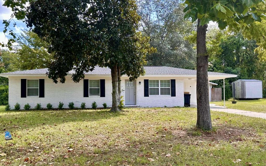 Photo of 191 SW Shady Oak Way, Lake City, FL 32024 (MLS # 128746)