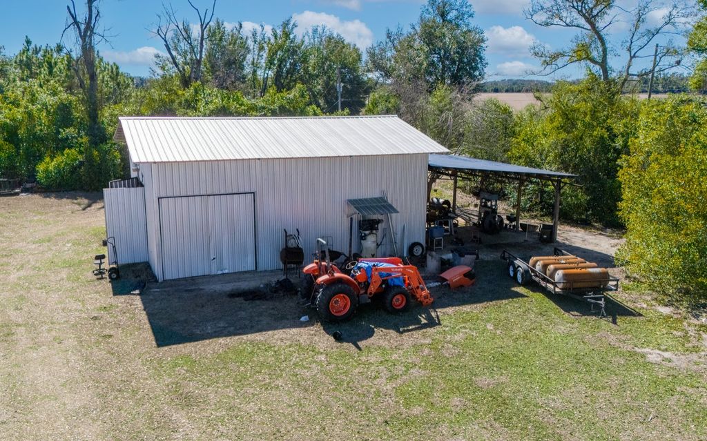 Photo of 188 NW Lofton Road, Mayo, FL 32066 (MLS # 129950)