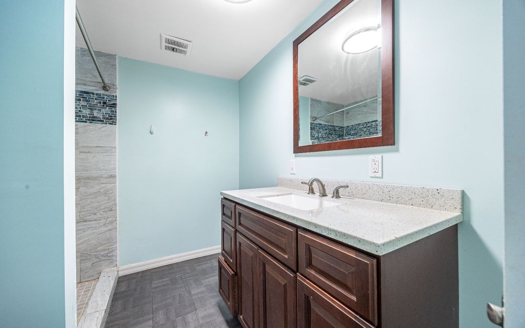 Photo of 907 Savannah St, Branford, FL 32008 (MLS # 130785)