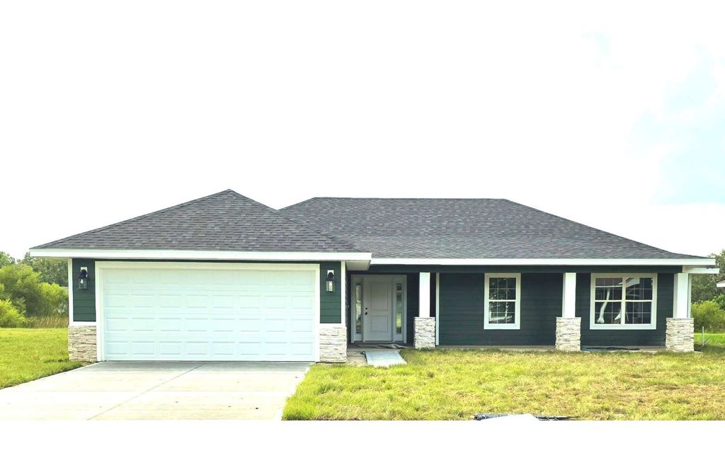 Photo of 747 SW Rosemary Drive, Lake City, FL 32024 (MLS # 127879)