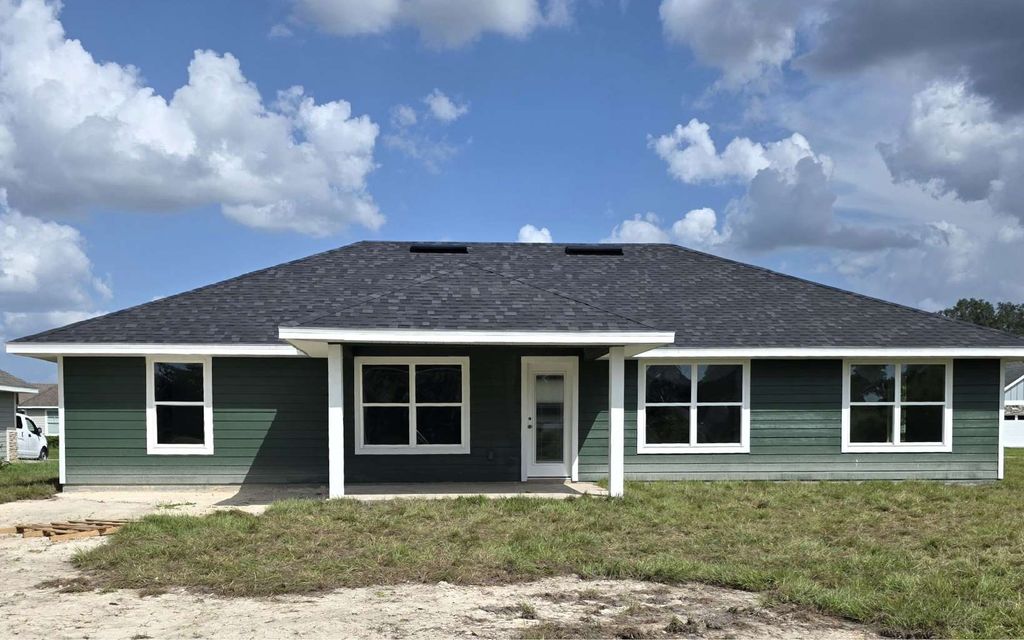 Photo of 747 SW Rosemary Drive, Lake City, FL 32024 (MLS # 127879)