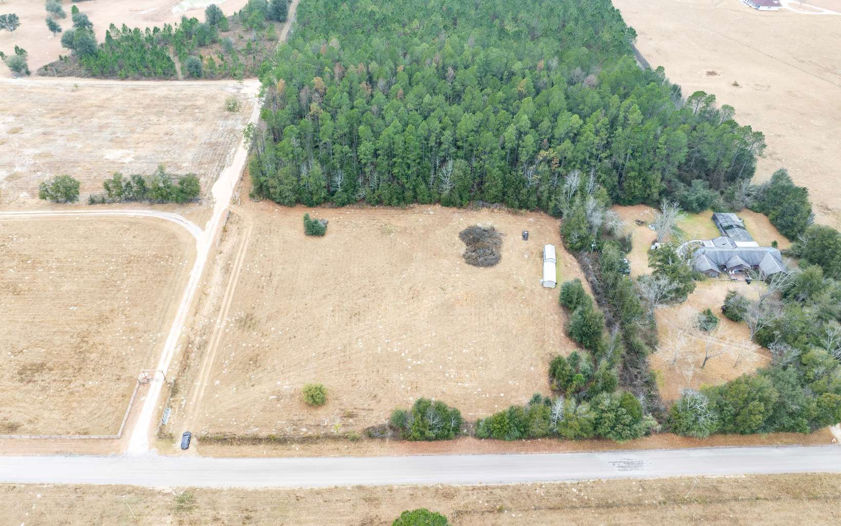 Photo 1 of 21 — 1250 SW JAFUS AVE., Lake City, FL 32024