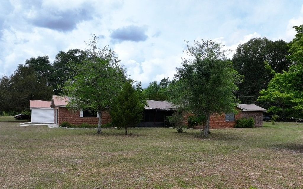 Photo of 886 SW Dekle Rd, Lake City, FL 32024 (MLS # 126932)